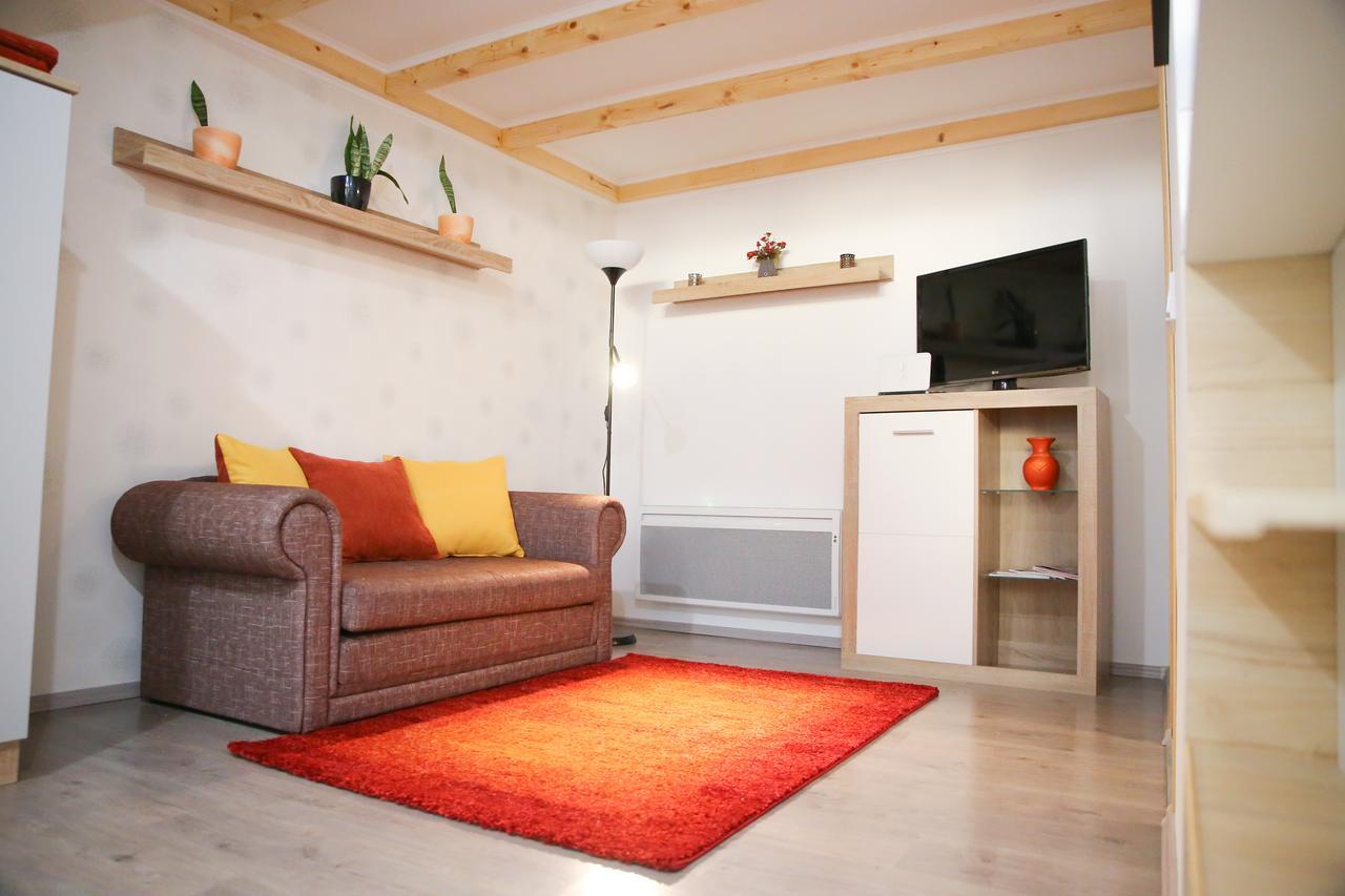 Macskako Apartman Eger Buitenkant foto