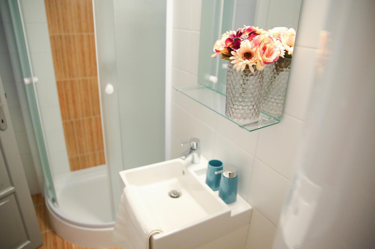 Macskako Apartman Eger Buitenkant foto